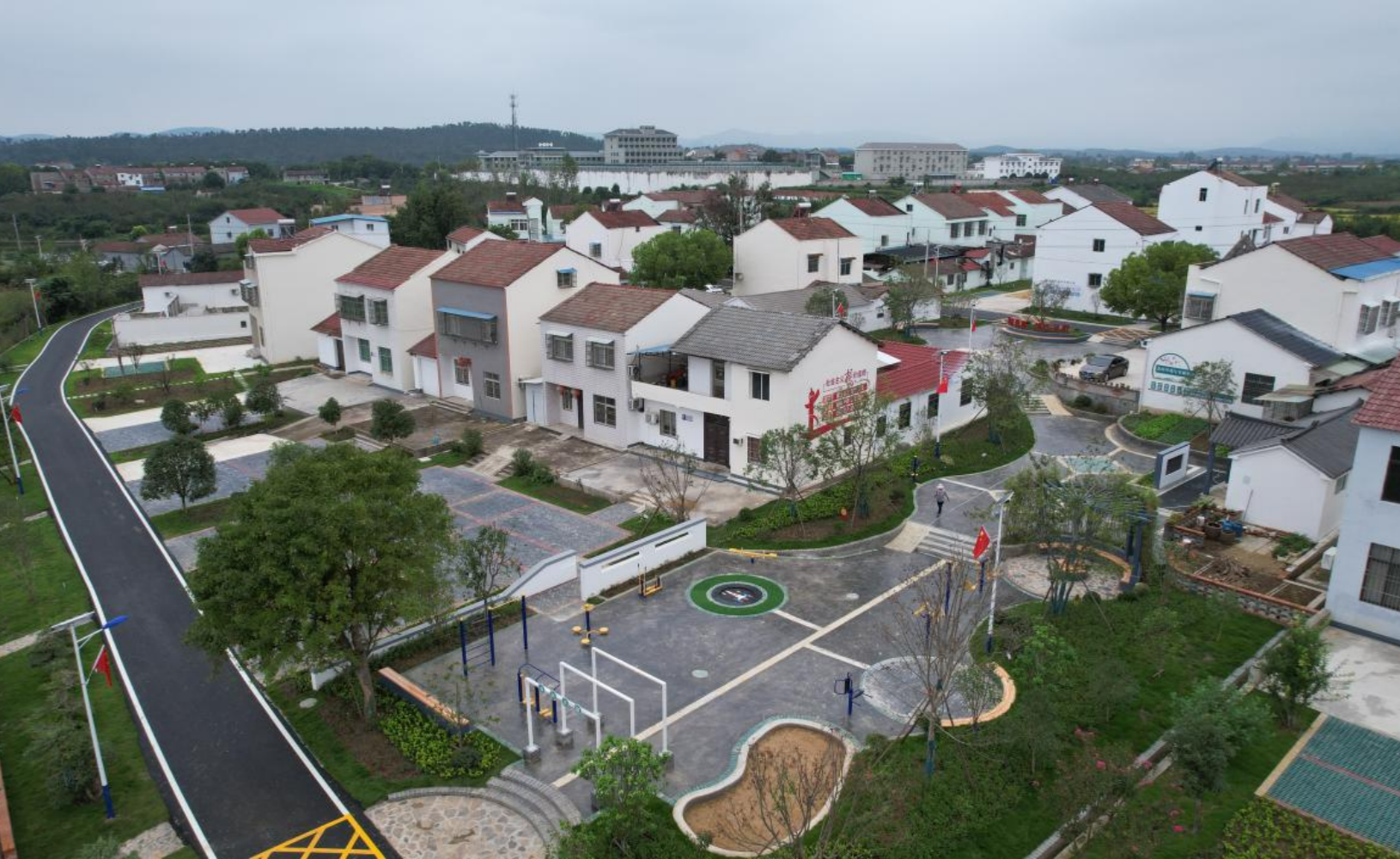 六成外出從業(yè)人員回鄉(xiāng)，四嶺村 “美麗經(jīng)濟(jì)”變現(xiàn)實(shí)