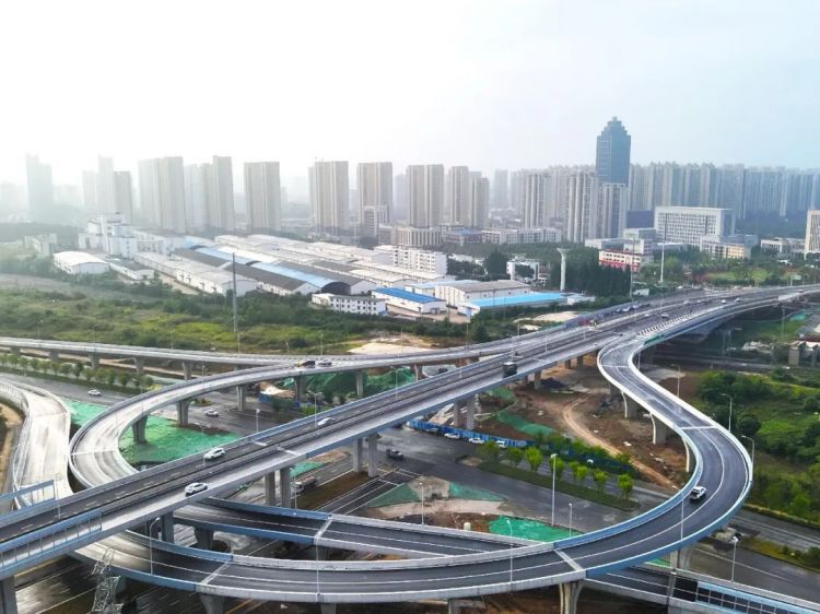 荊山大道漳河新區(qū)段正式通車！
